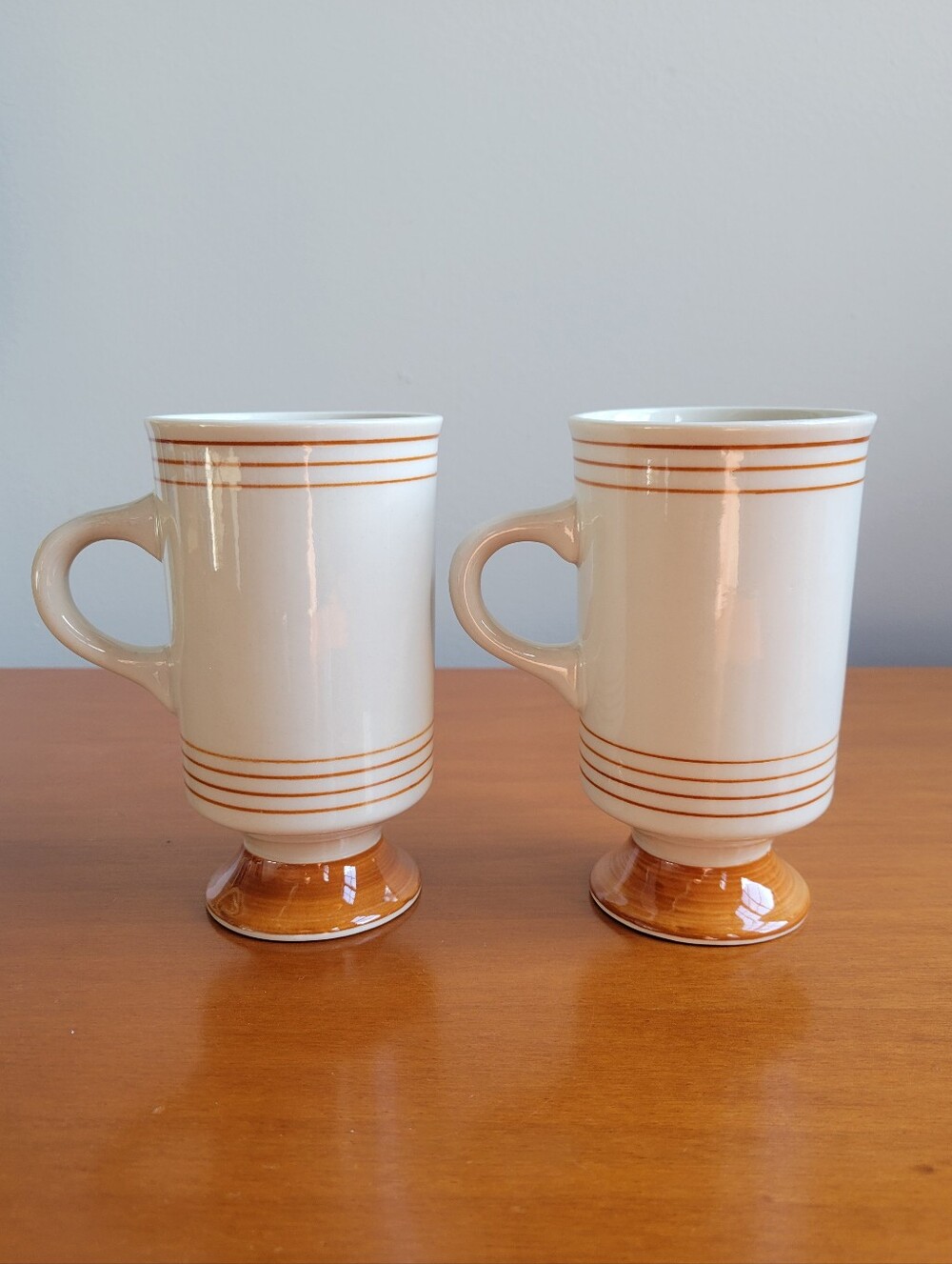Vintage Style Pedestal Coffee Mugs Set of 2 Cream Orange Brown Stripe 10 oz